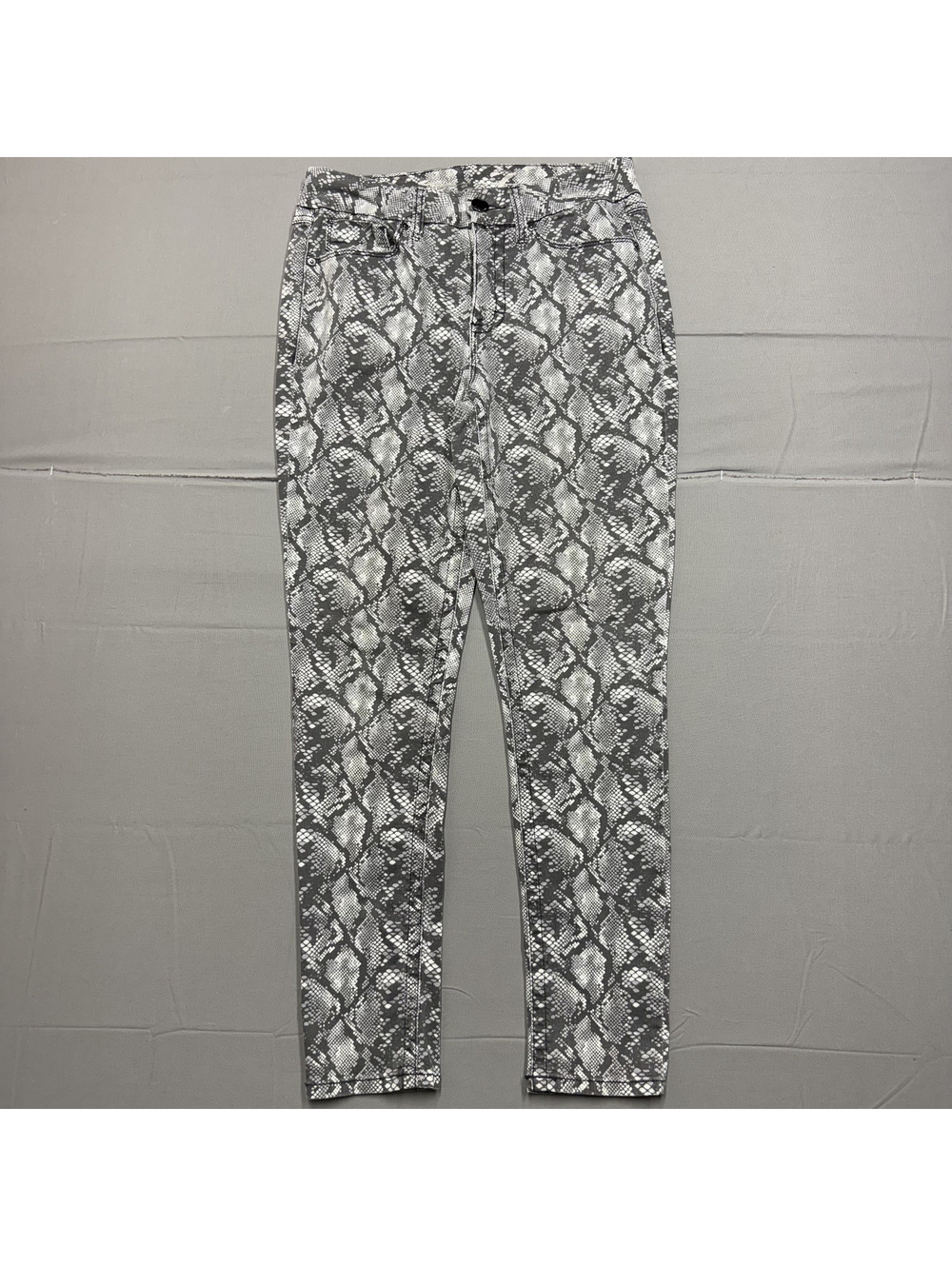 Seven7 Womens Gray Snake Print Skinny Pants Size 8 Animal Print Stretch